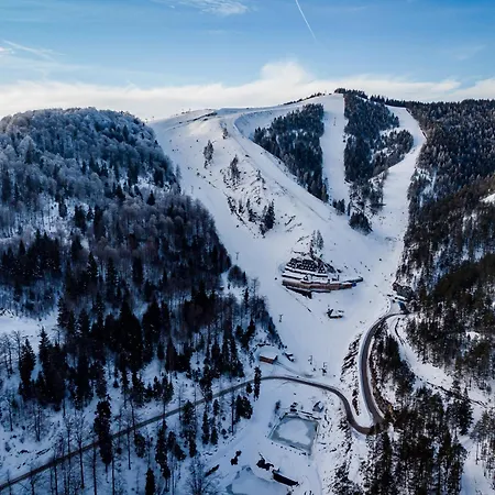 Mecavnik Resort 4*
